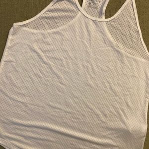 Nike Dri-Fit Women’s Tank Tops (2) Large Breathable Mesh Workout TWO FOR 1 PRICE